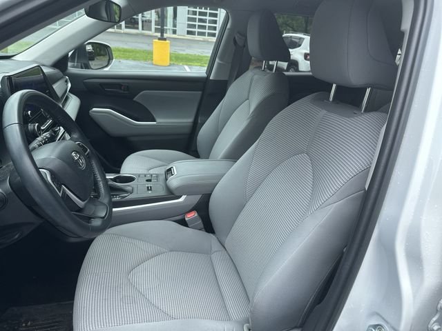 Used 2023 Beige Toyota LE image 15