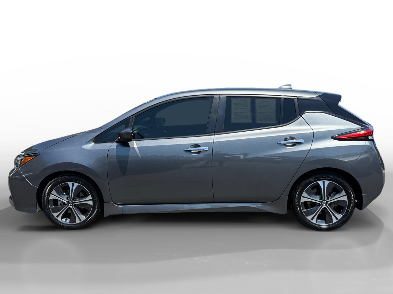 Used 2022 Nissan LEAF SV with VIN 1N4AZ1CV3NC552823 for sale in San Jose, CA