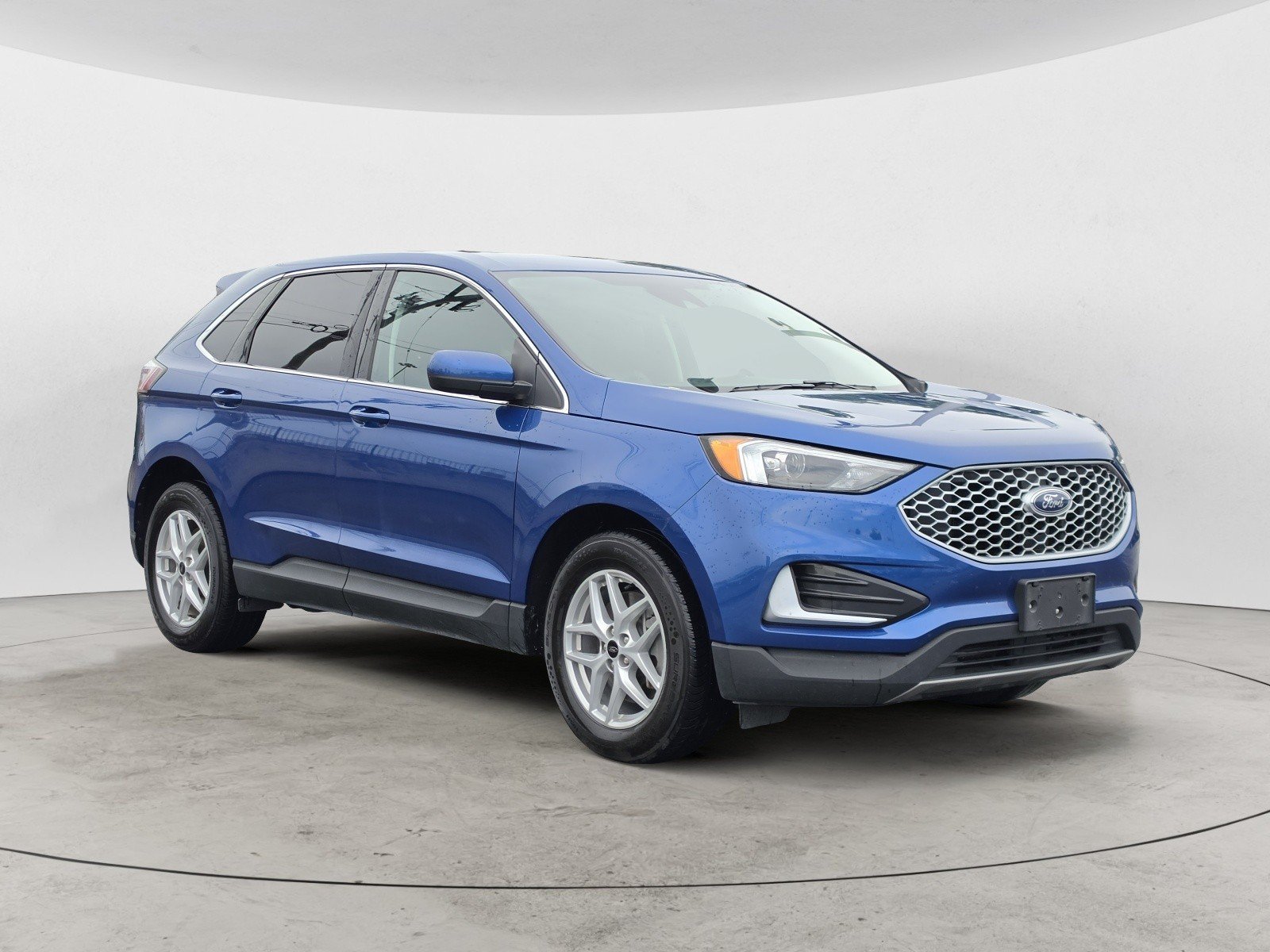 Used 2024 Blue Metallic Ford SEL image 2