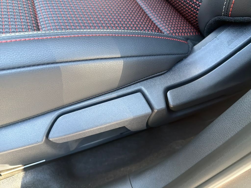 New 2026 Nissan Kicks SR 4D Sport Utility