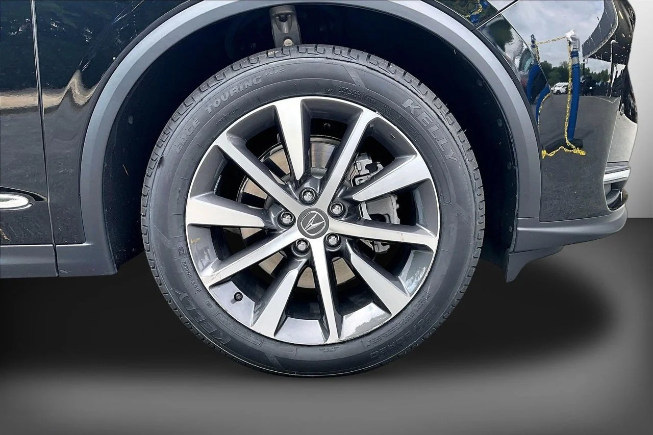 Certified Used 2025  Acura Technology Package image 35