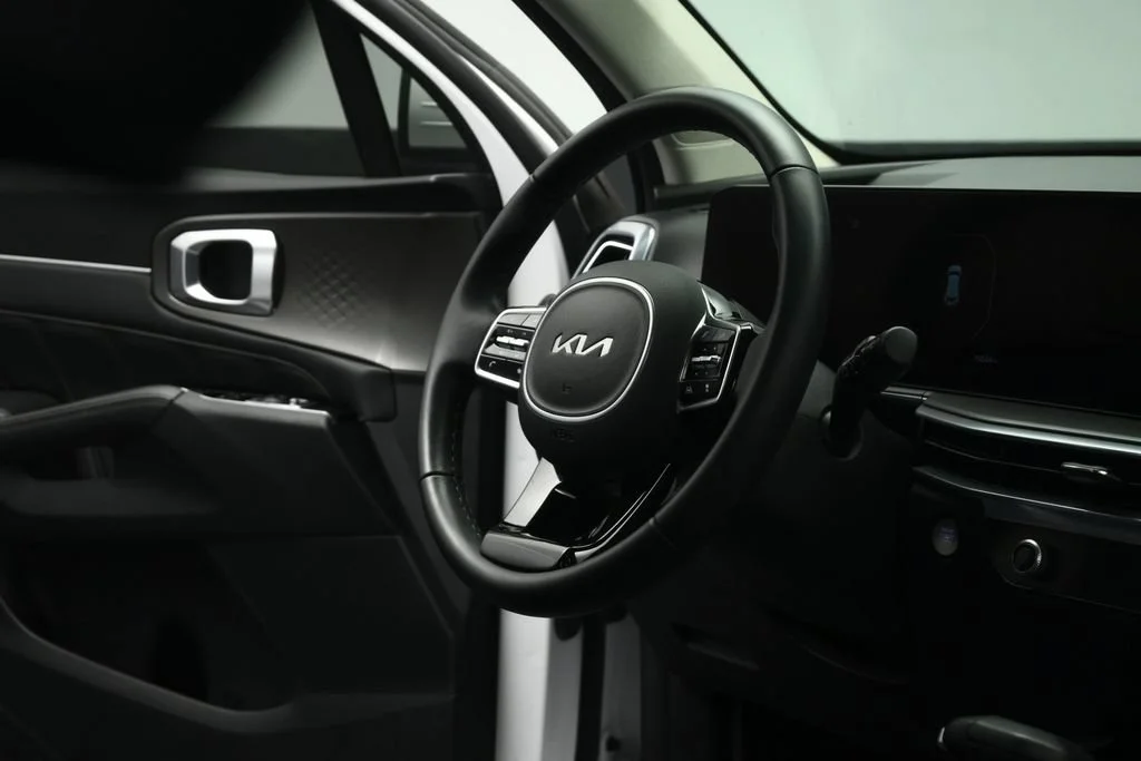 Certified Used 2025 White Kia SX image 60