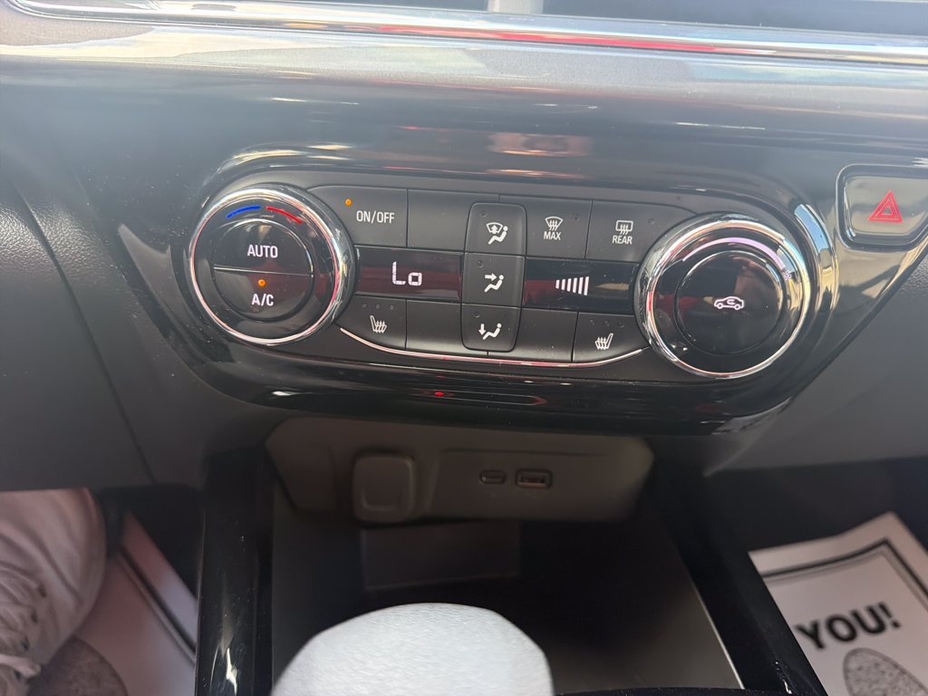 Used 2025 Blue Chevrolet ACTIV image 20