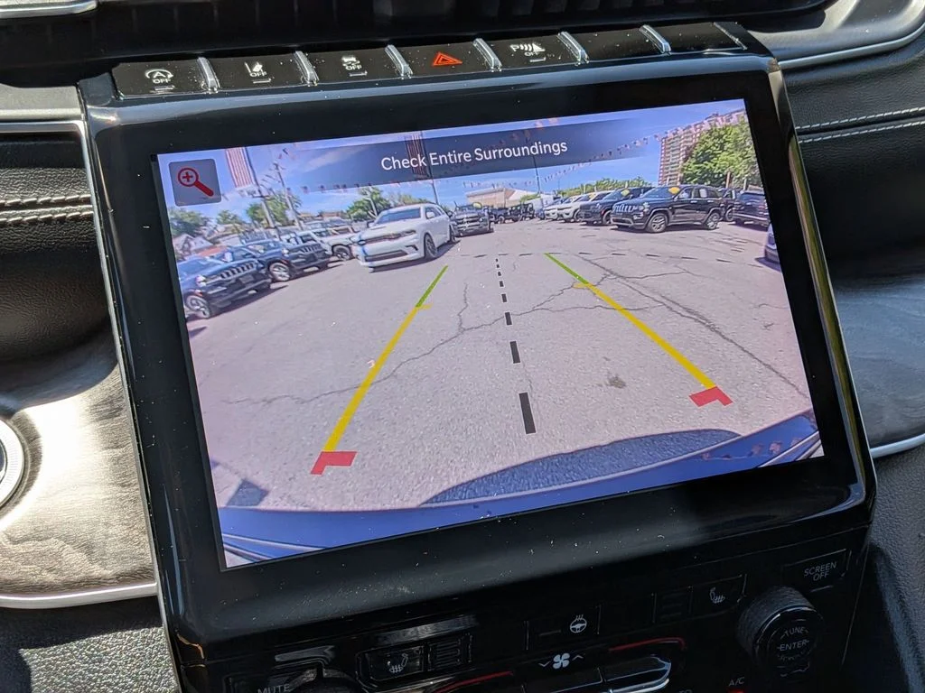 Used 2023 Black Jeep Limited image 19