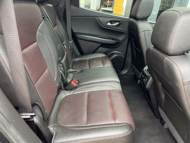 Used 2019 Gray Chevrolet RS image 33