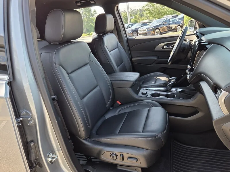 Used 2023 Sterling Gray Metallic CHEVROLET AWD 4DR LT LEATHER image 21