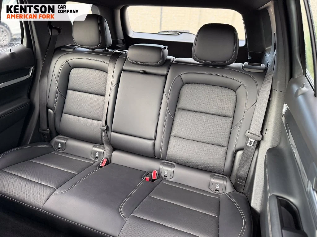 Used 2026 Silver GMC Elevation image 28