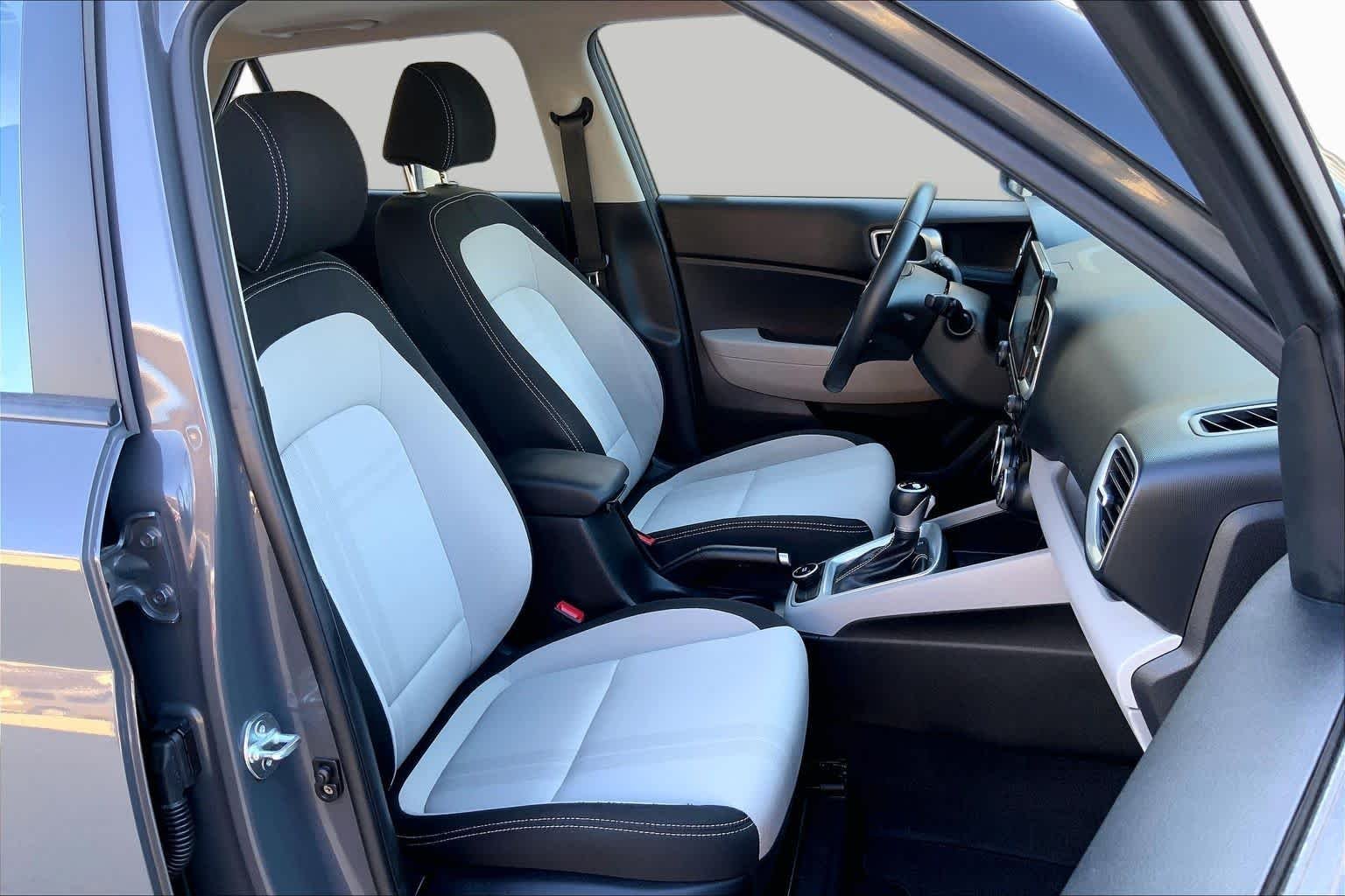 Certified Used 2025 Ecotronic Gray Hyundai SEL image 9