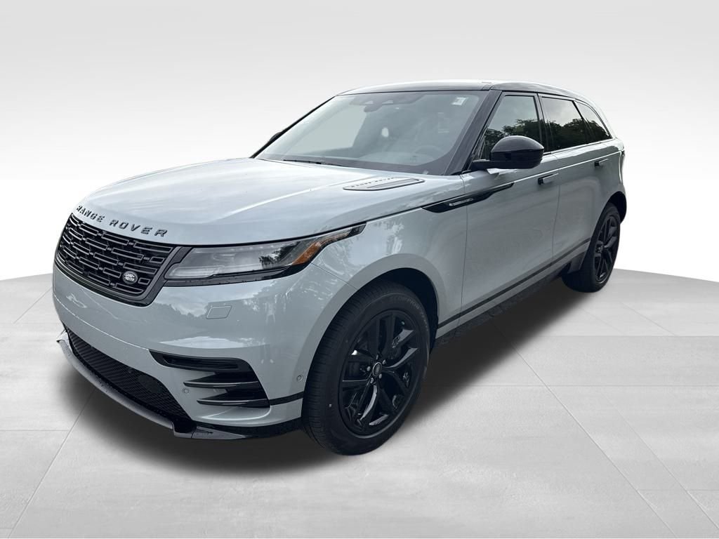 2026 Land Rover Range Rover Velar Dynamic SE