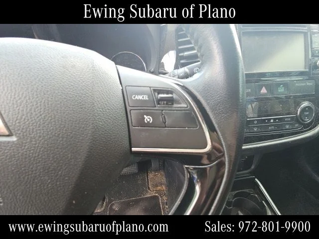 Used 2017  Mitsubishi ES image 12