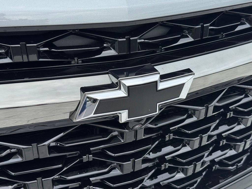 2027 Chevrolet Traverse Z71 - Photo 9