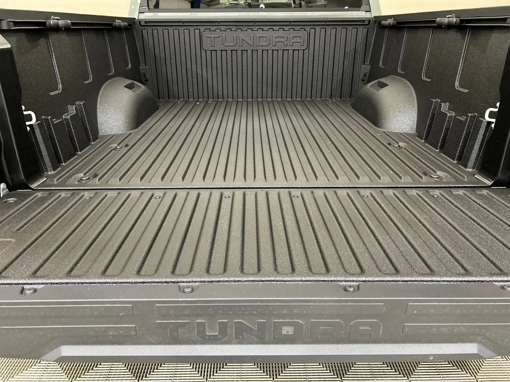 Used 2026 Green Toyota SR5 image 5