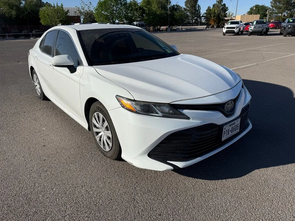 White 2018 Toyota Camry L Sedan Front-Wheel Drive
