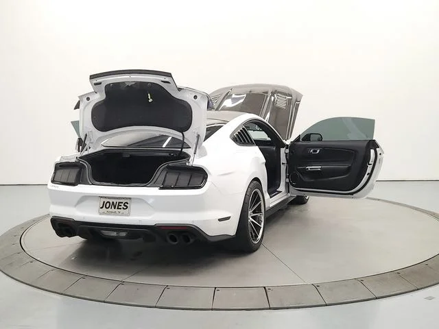 Used 2021 White Ford GT image 15