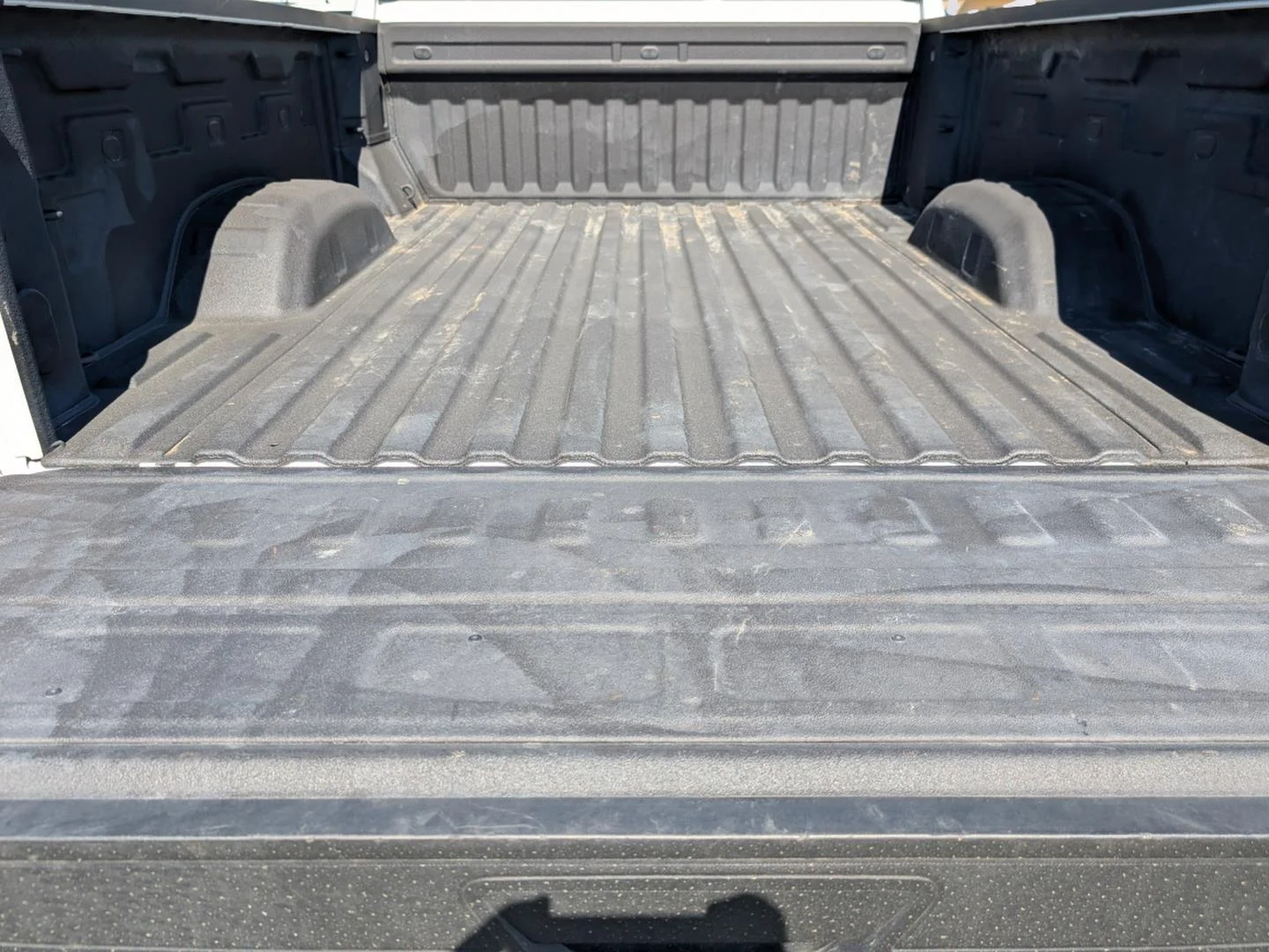 Used 2025 Summit White Chevrolet Custom image 35