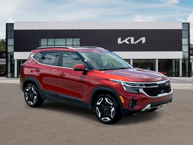Used 2025 Orange Kia SX image 2