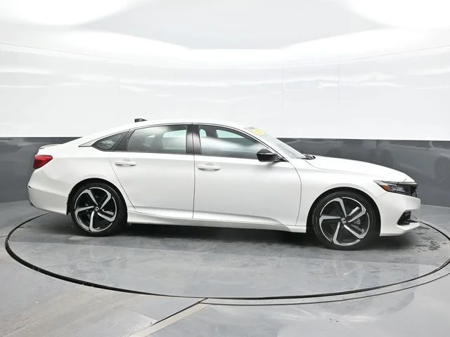 Used 2022 White Honda Sport image 8