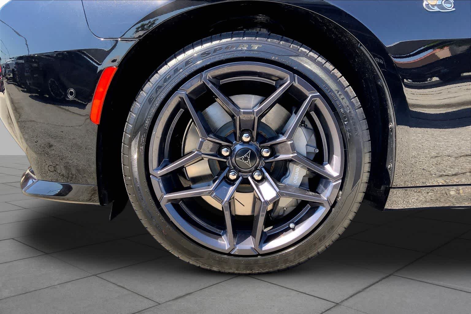 New 2026 Diamond Black Crystal Pearlcoat Dodge Scat Pack image 8