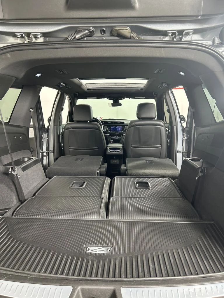 Used 2020 Gray Cadillac Premium Luxury image 23
