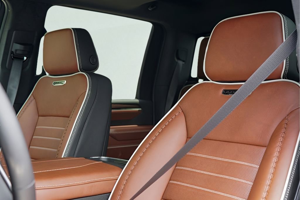 New 2026 Onyx Black GMC Denali Ultimate image 11