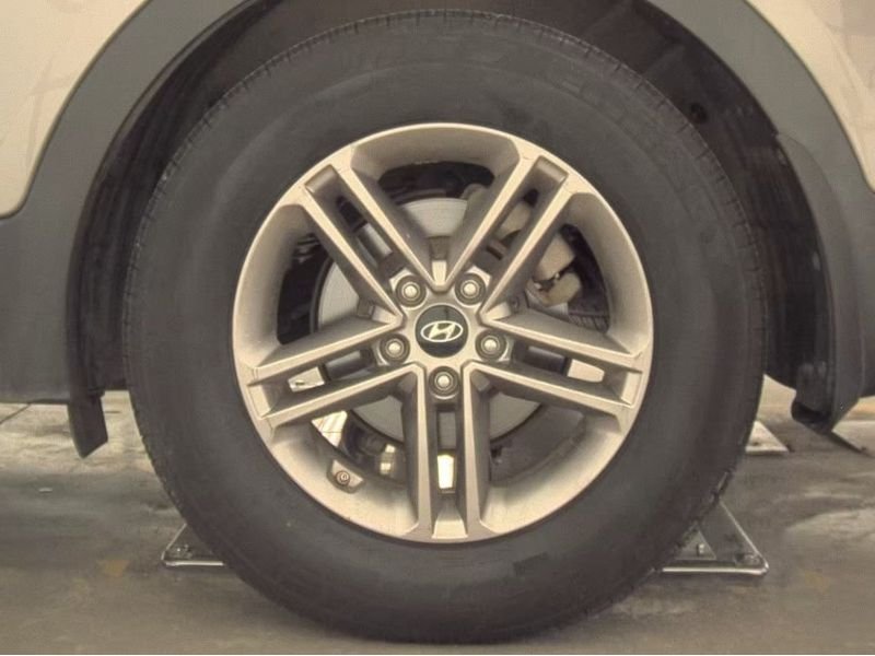Used 2017 Mineral Gray Hyundai 2.4L image 16