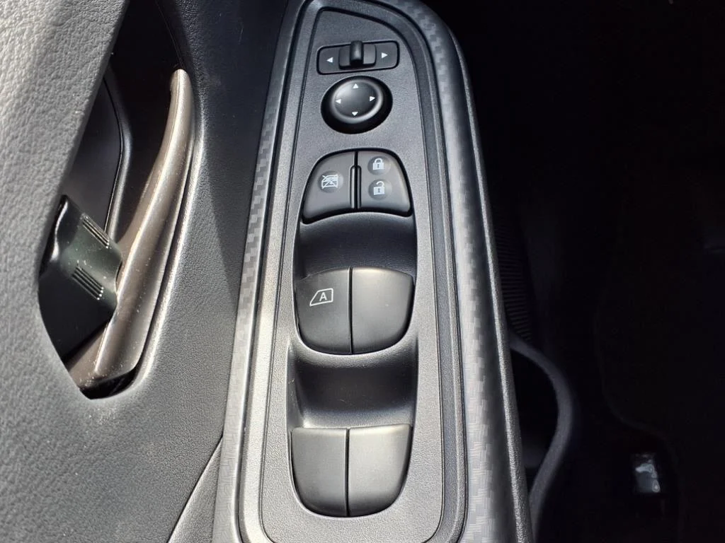 2025 Nissan Versa Sedan S - Photo 15