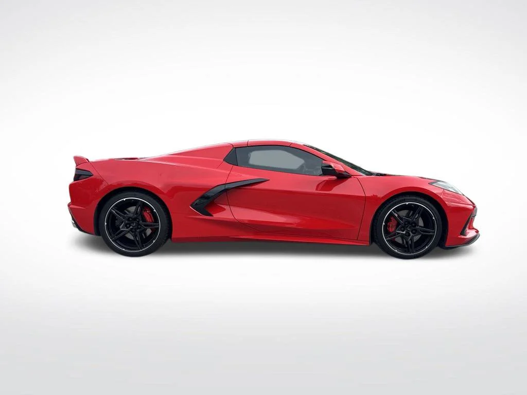 Used 2020 Red Chevrolet Stingray image 4