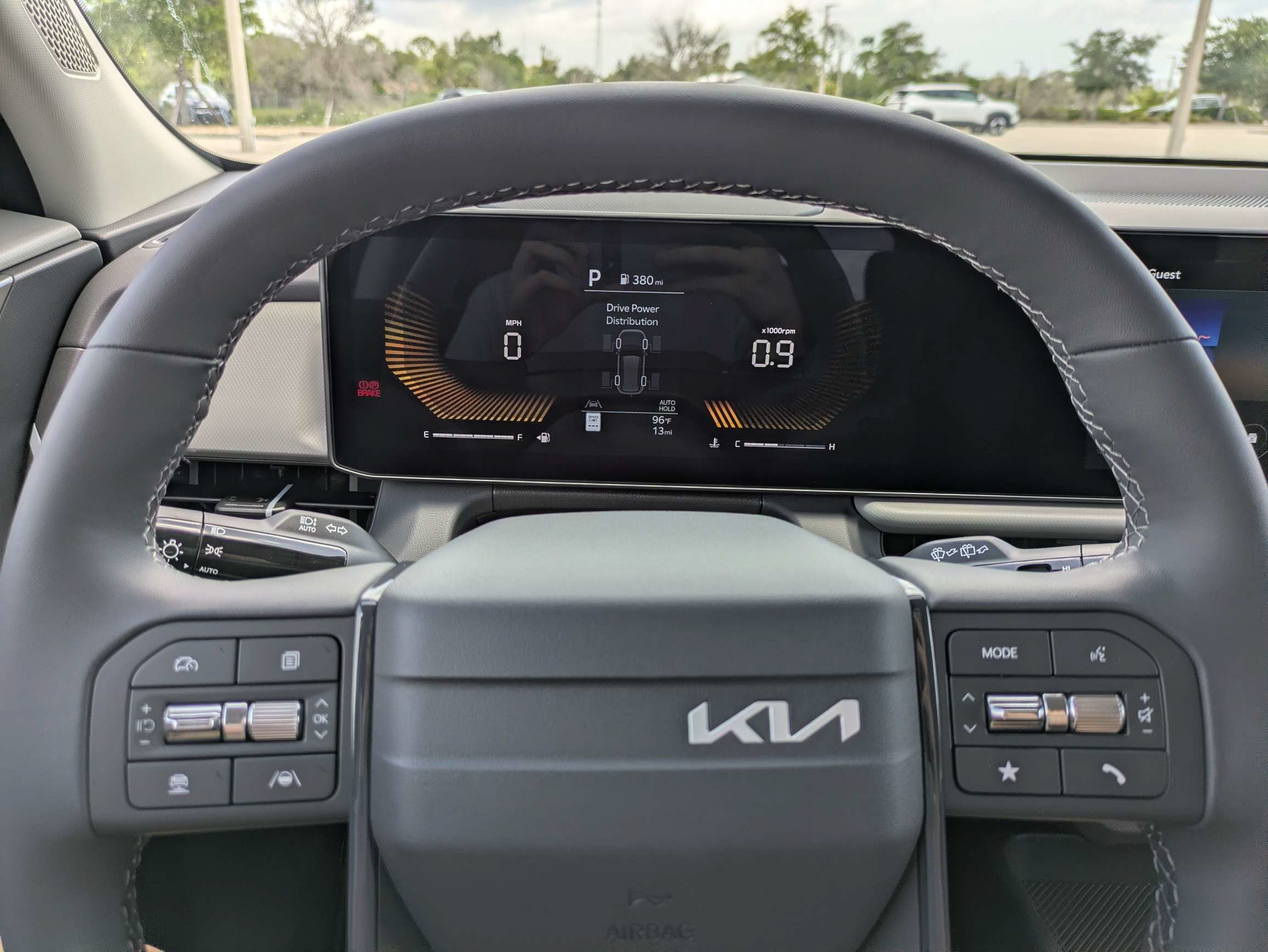 New 2027 Ivory Silver Kia LX image 30
