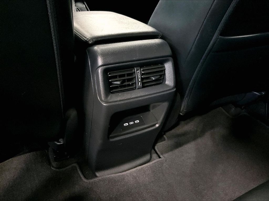 Used 2024  Honda EX-L image 28