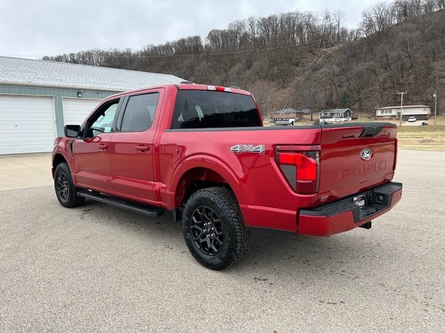 2025 Ford F-150 XLT photo 3