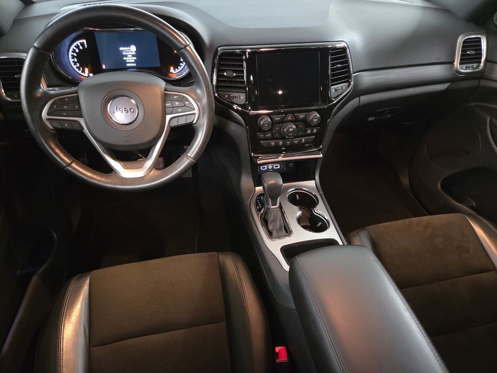 Used 2021 Gray Jeep Laredo X image 17