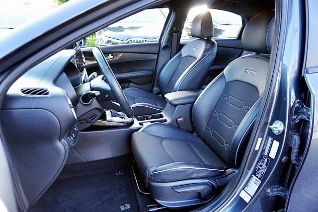 Used 2024 Gray Kia GT-Line image 13