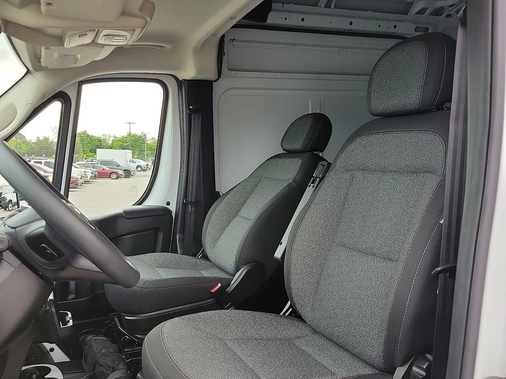Used 2025 White Ram High Roof image 11