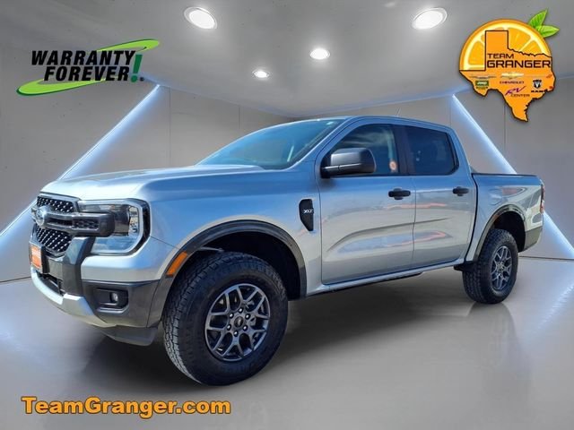 Used 2024 Silver Ford XLT image 3