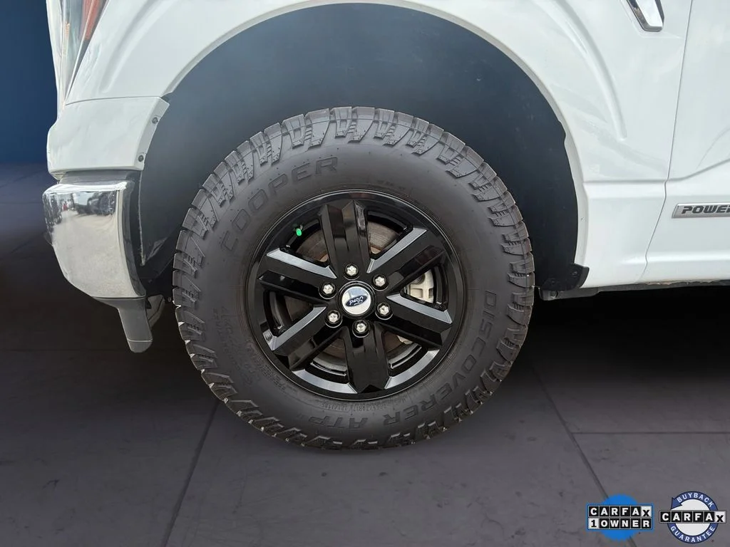 Used 2023 White Ford XLT image 9