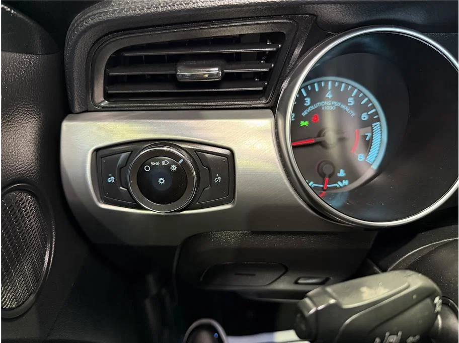 2023 Ford Mustang EcoBoost Premium - Photo 26