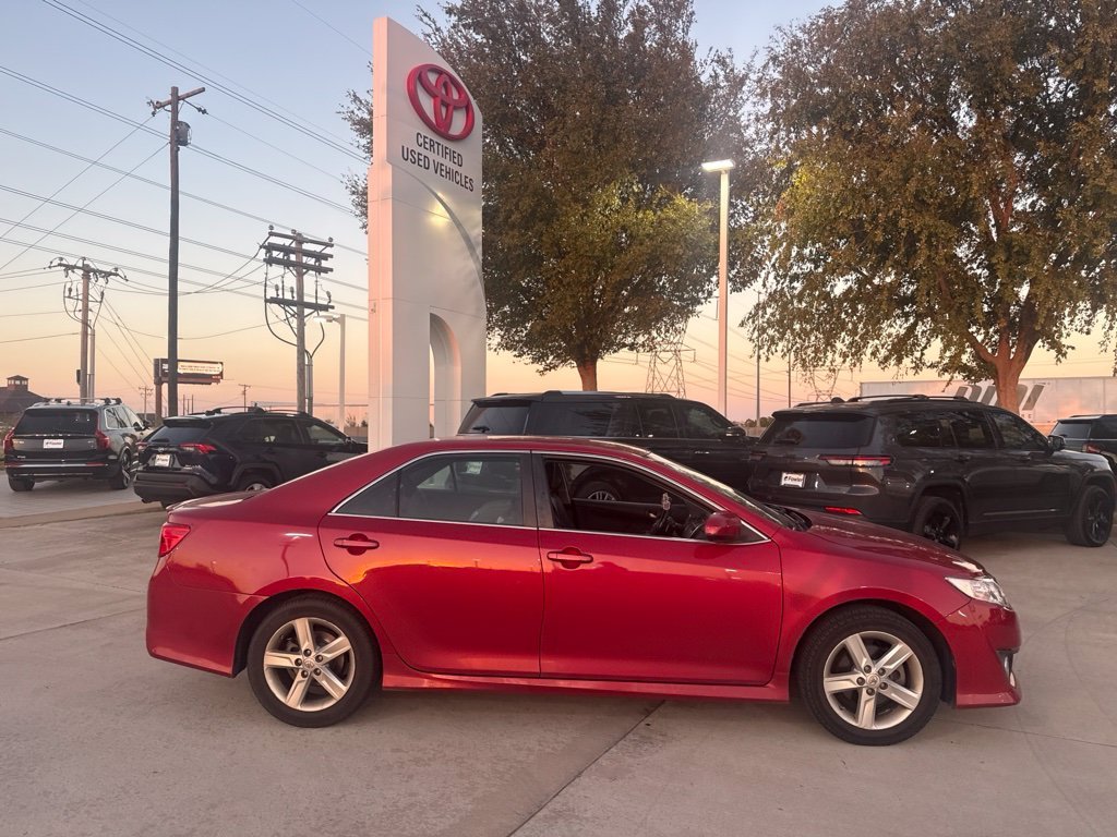 Used 2014 Red Toyota SE image 2