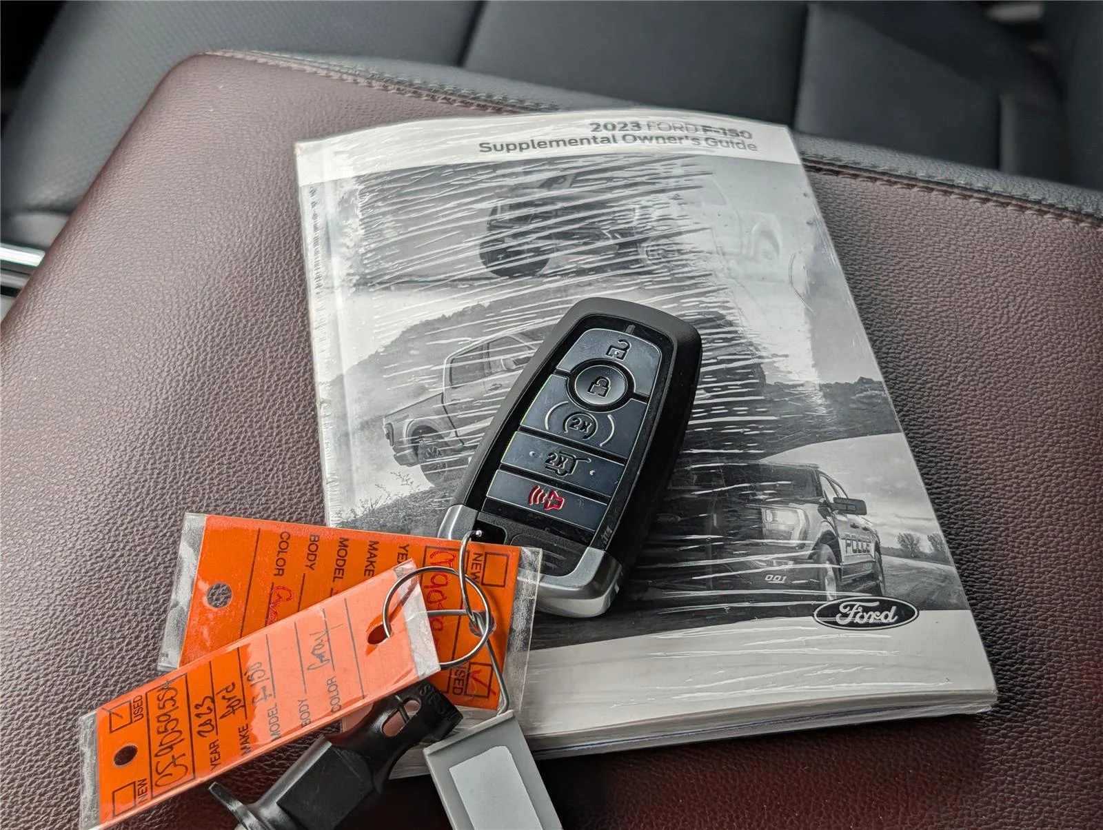 Used 2023 Carbonized Gray Ford LARIAT image 19