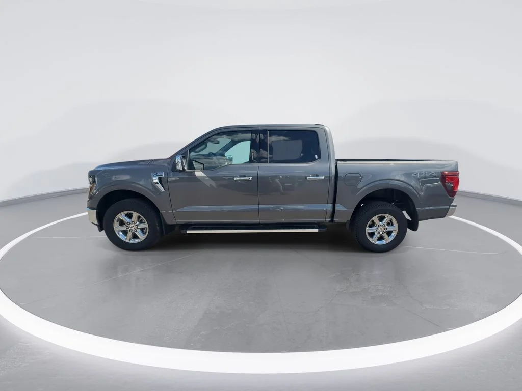 Used 2024 Gray Ford XLT image 5