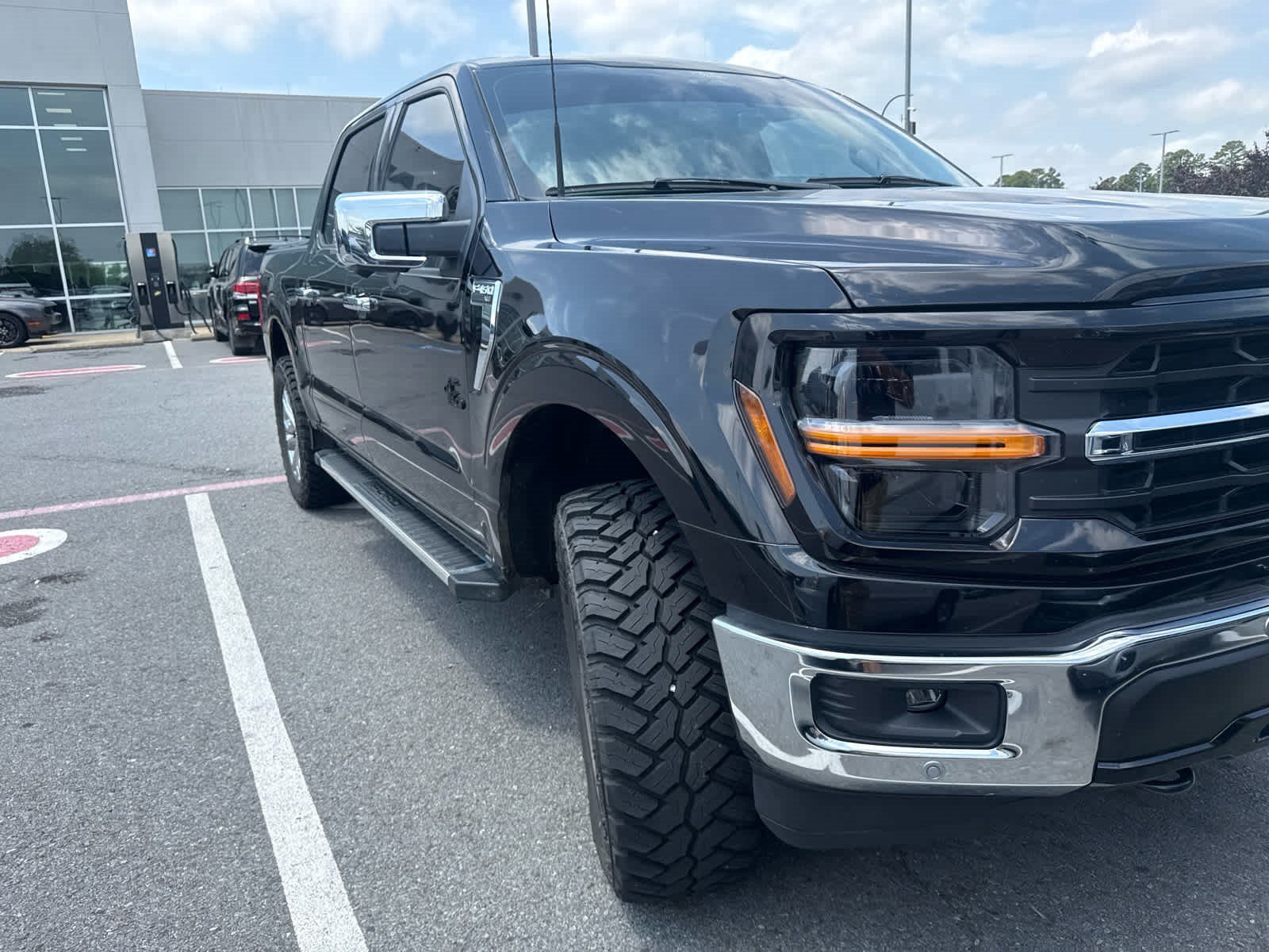 Used 2024 Ford F-150 XLT with VIN 1FTFW3L5XRKE40021 for sale in Little Rock