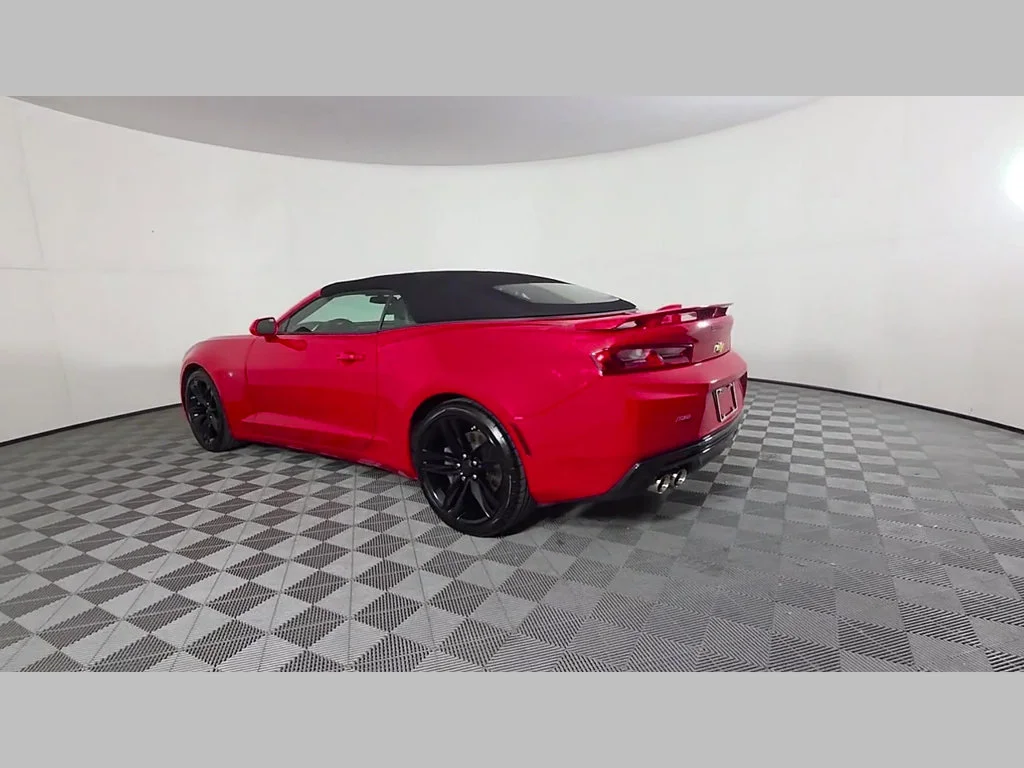 Used 2017 Red Hot Chevrolet 2SS image 44