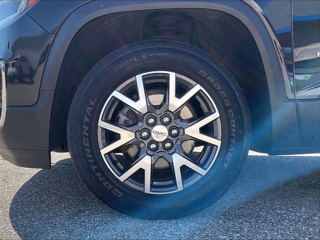 Used 2023 Black GMC SLE image 7