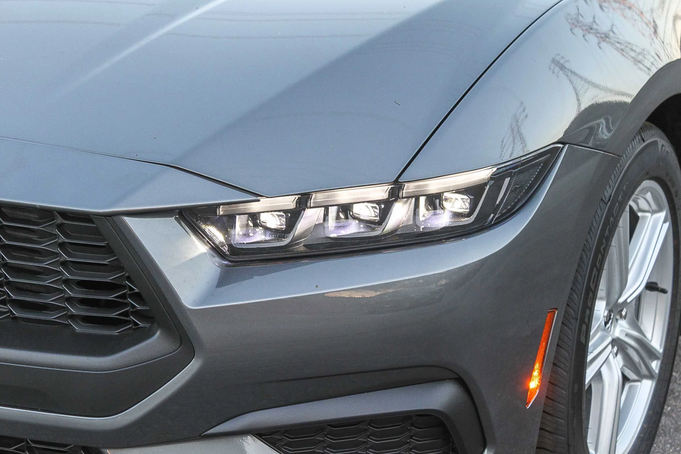 New 2026 Carbonized Gray Metallic Ford EcoBoost® Fastback image 4