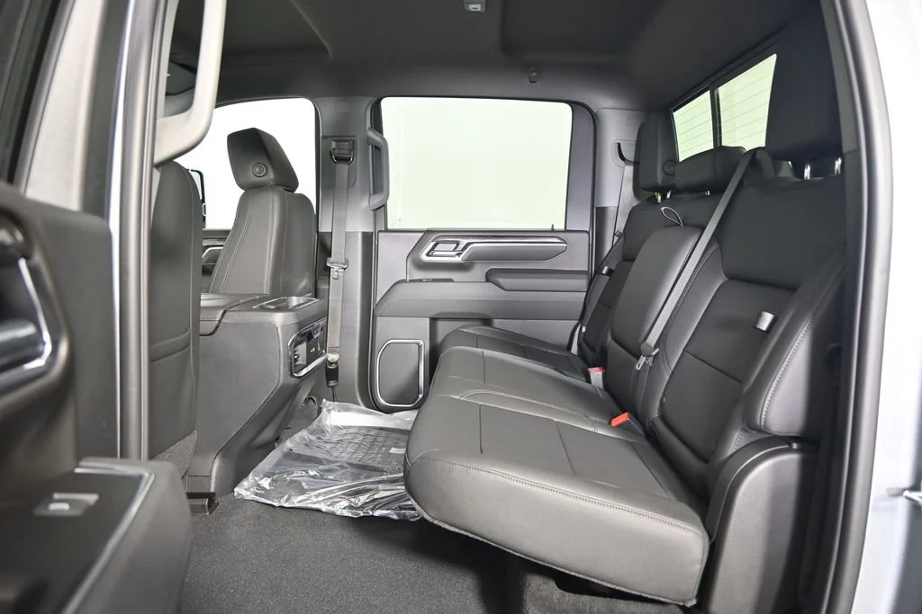 2026 Chevrolet Silverado 2500 HD LTZ - Photo 17