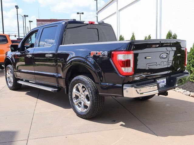 Used 2021 Black Ford LARIAT image 4