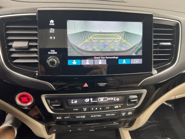 Used 2022 Red Honda Touring image 18