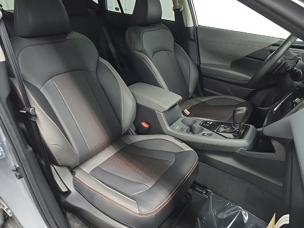 Used 2025 Silver Subaru Limited image 15
