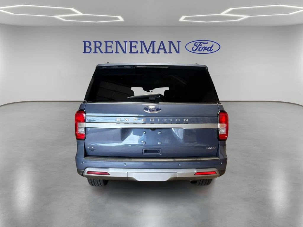Certified Used 2022 Blue Metallic Ford XLT image 6