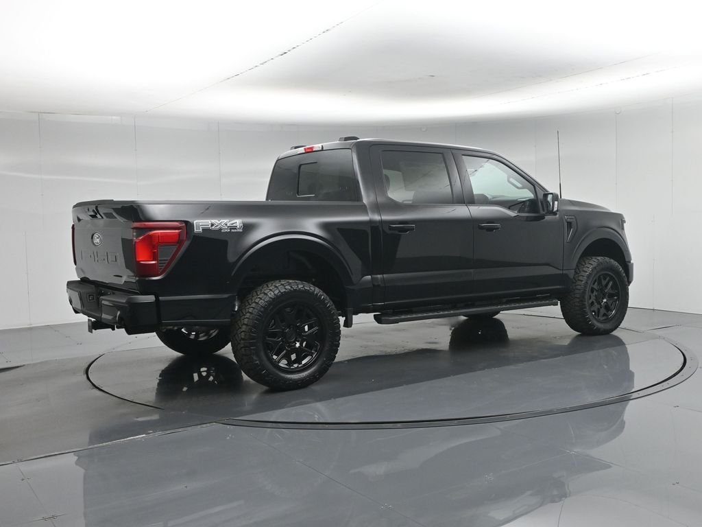New 2026 Agate Black Metallic Ford XLT image 28
