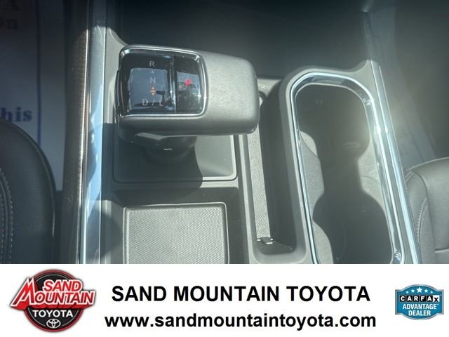 Used 2022  Chevrolet LT Trail Boss image 19